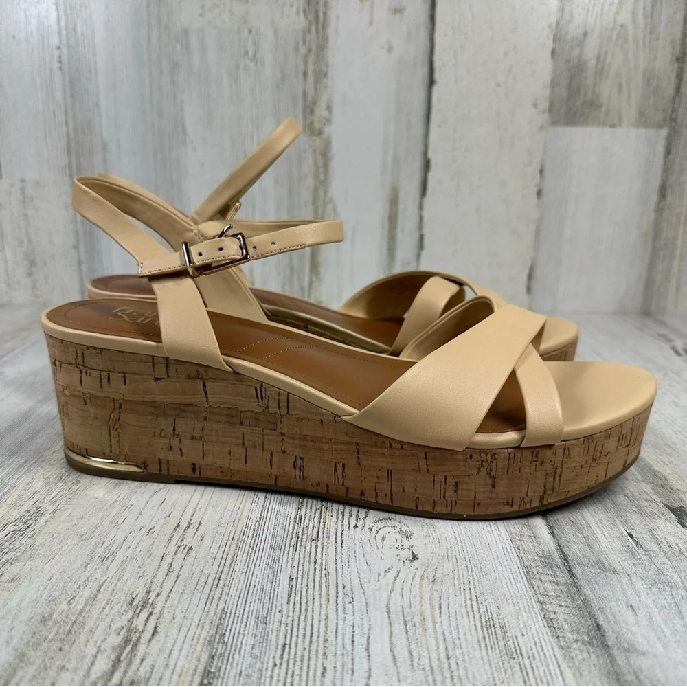 New Franco Sarto Pelma Platform Sandals #267‎